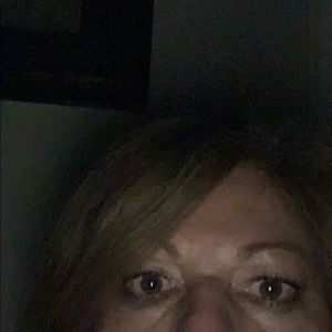 Meet your Posher, Valoree